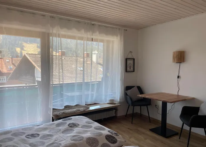 Hindelang Hideaway, Newly Renovated, Southern Balconies, Location * באד הינדלאנג