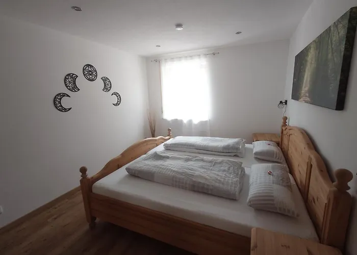 Hindelang Hideaway, Newly Renovated, Southern Balconies, Location *