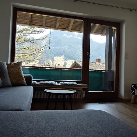 Hindelang Hideaway, Newly Renovated, Southern Balconies, Location *