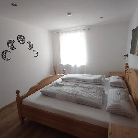 Hindelang Hideaway, Newly Renovated, Southern Balconies, Location *